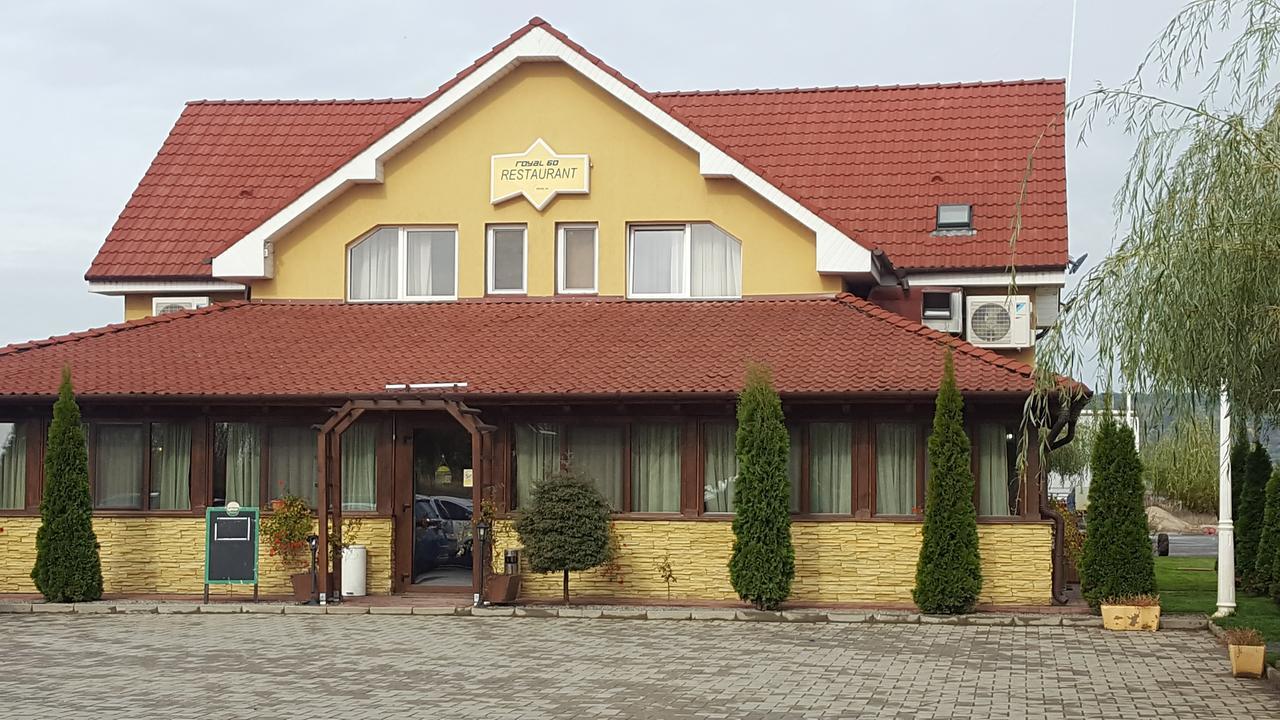 Royal 60 Bed & Breakfast Osorheiu Exterior photo